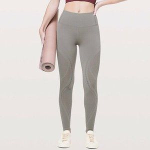 Lululemon Reveal Tight 28” Size 4 Tan Leggings NWT